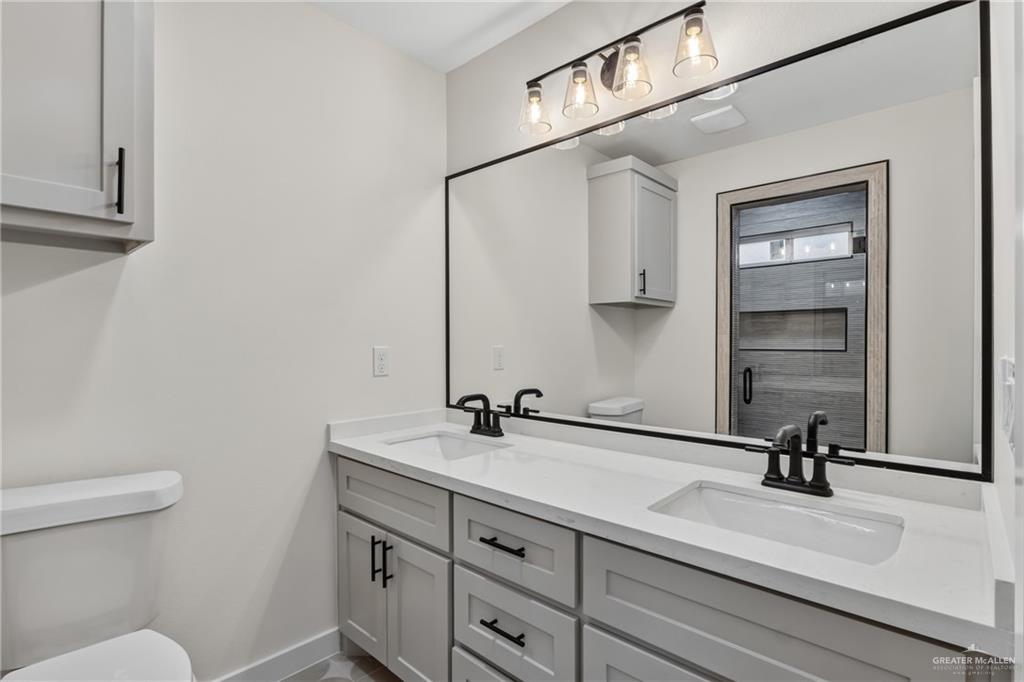 Photo 9 of 213 Bell Street