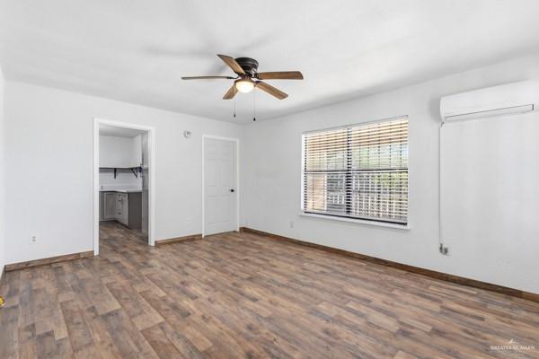 Photo 7 of 1312 Barton Street