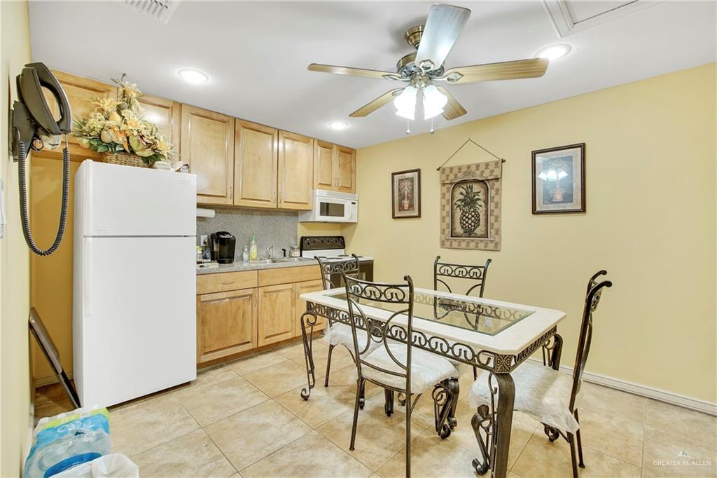 Photo 23 of 2614 Griffin Parkway
