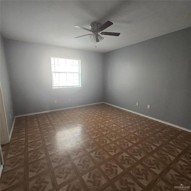 Photo 8 of 3001 Daffodil Avenue