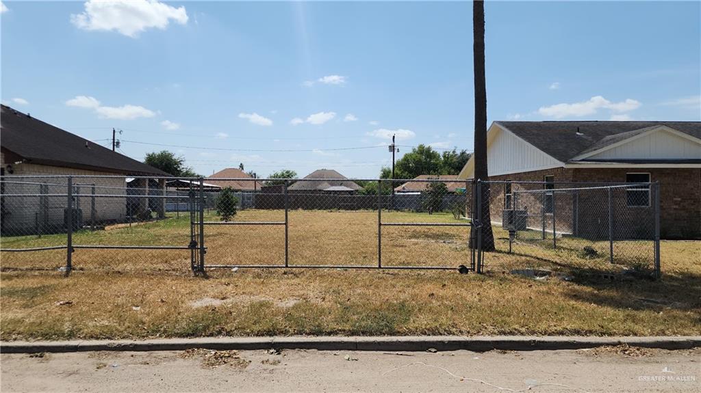 Photo 6 of 505 Linares Street