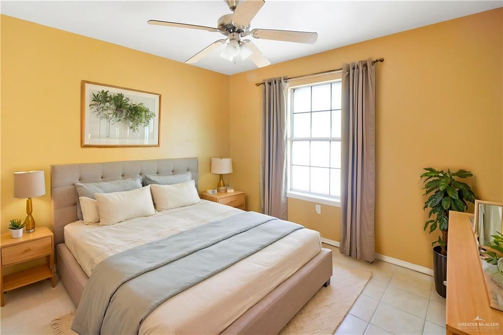 Photo 7 of 1309 Saint Francis Avenue #19