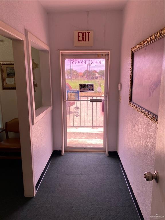 Photo 9 of 104 Texas Street