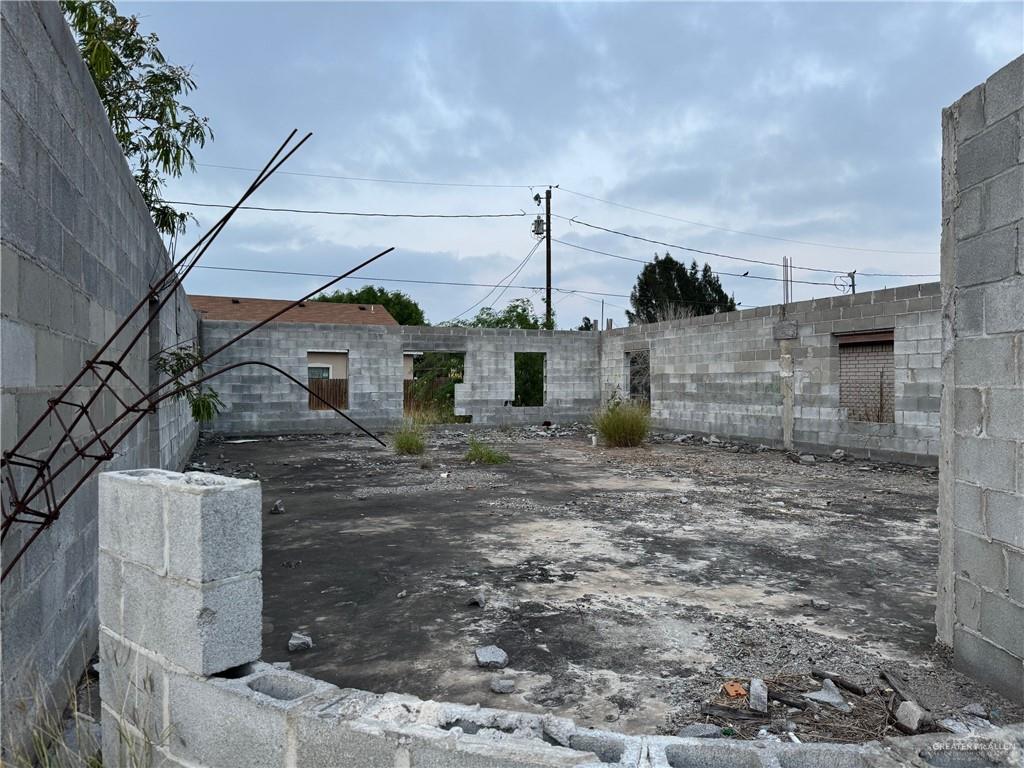 Photo 4 of 703 Scurlock Drive