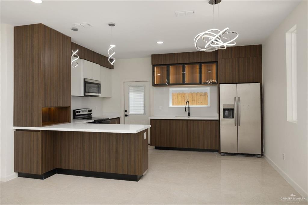 Photo 9 of 5800 Providence Avenue #D