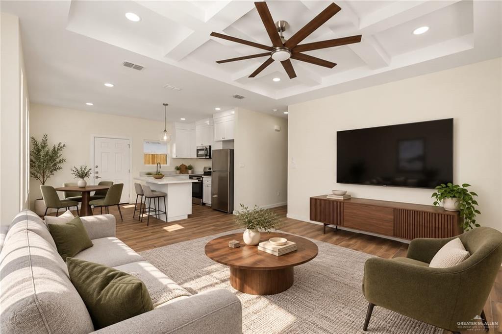 Photo 4 of 609 Onyx Avenue #2