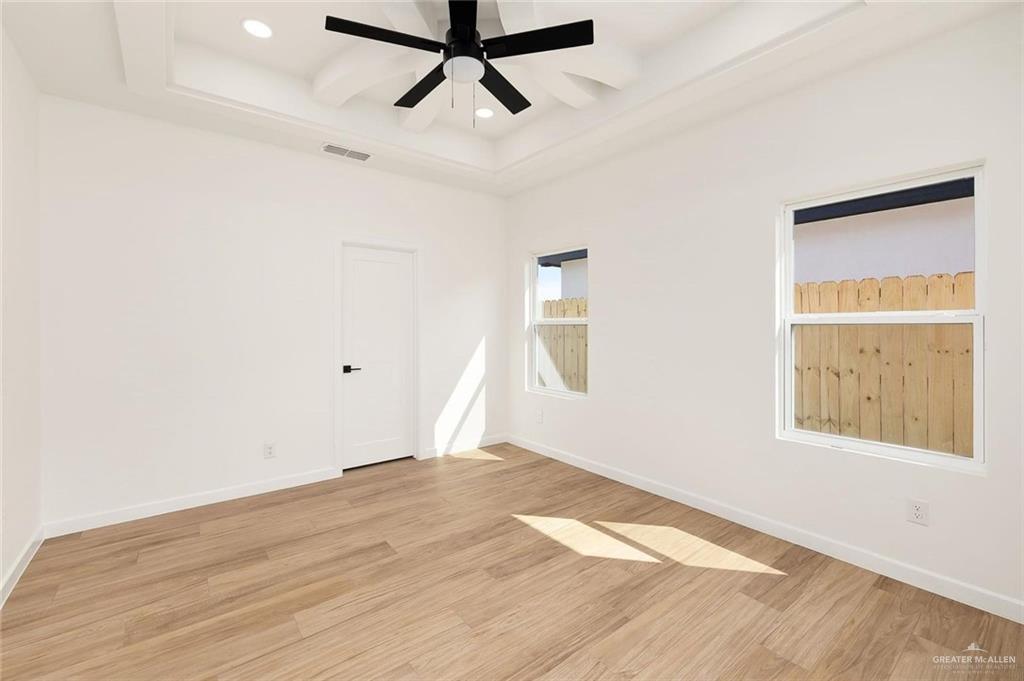 Photo 8 of 709 Sadie Street