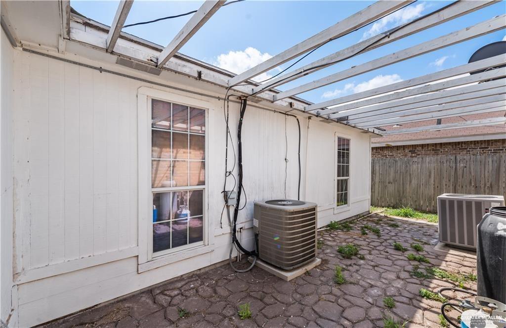 Photo 16 of 708 Mexico Street