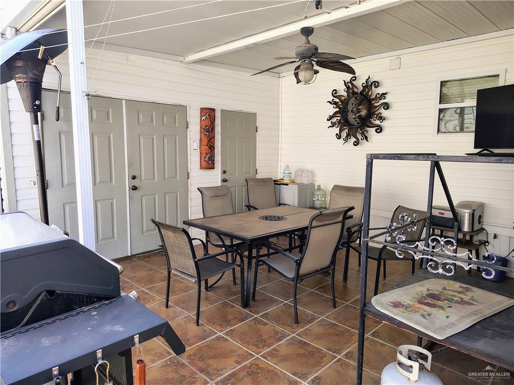 Photo 15 of 2237 Hidalgo Street