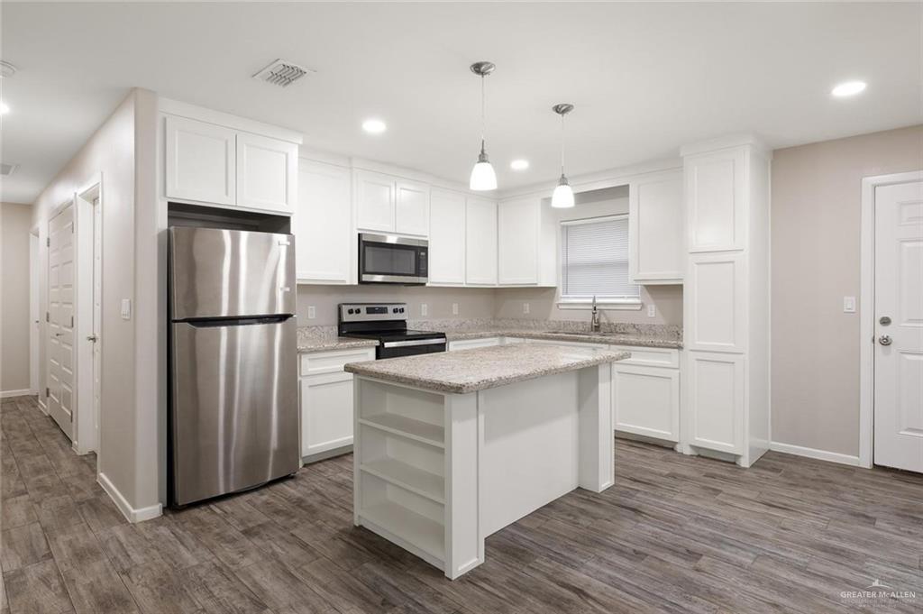 Photo 8 of 1409 Alta Vista Avenue #3