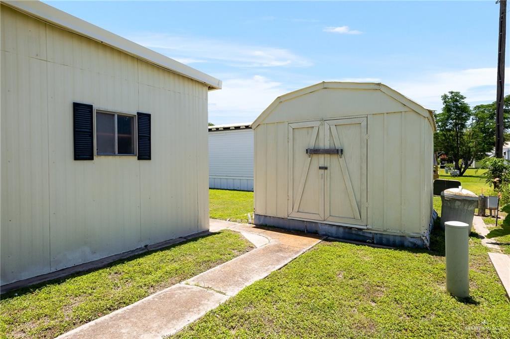 Photo 12 of 411 Palmetto Palm Street