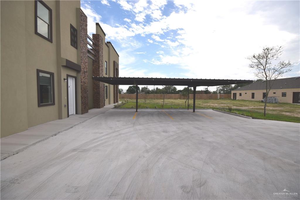 Photo 6 of 1202 Upas Drive