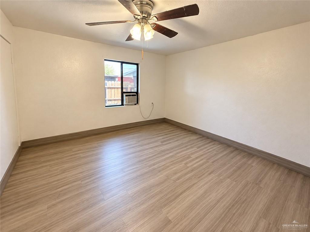 Photo 5 of 2606 Lissner Avenue