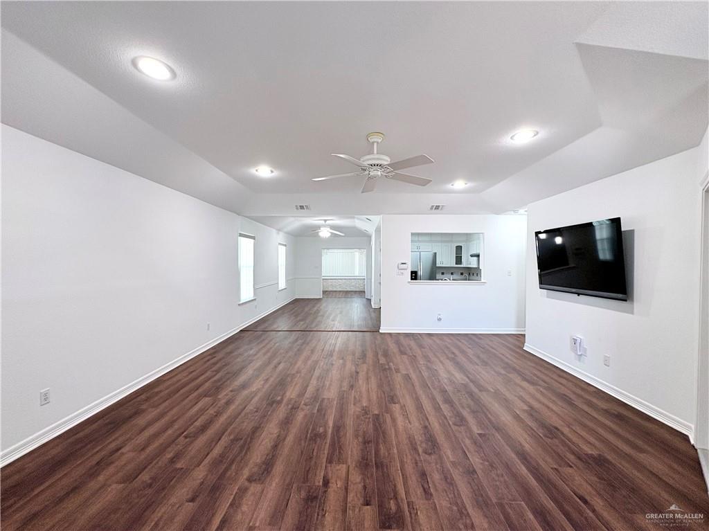 Photo 2 of 103 Saturn Street