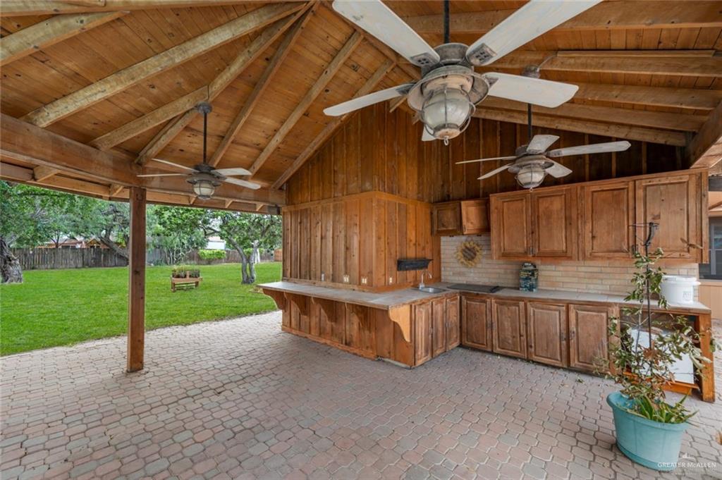 Photo 23 of 1502 Hibiscus Avenue