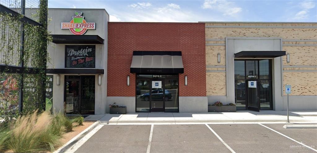 Photo 2 of 931 Mccoll Road #B