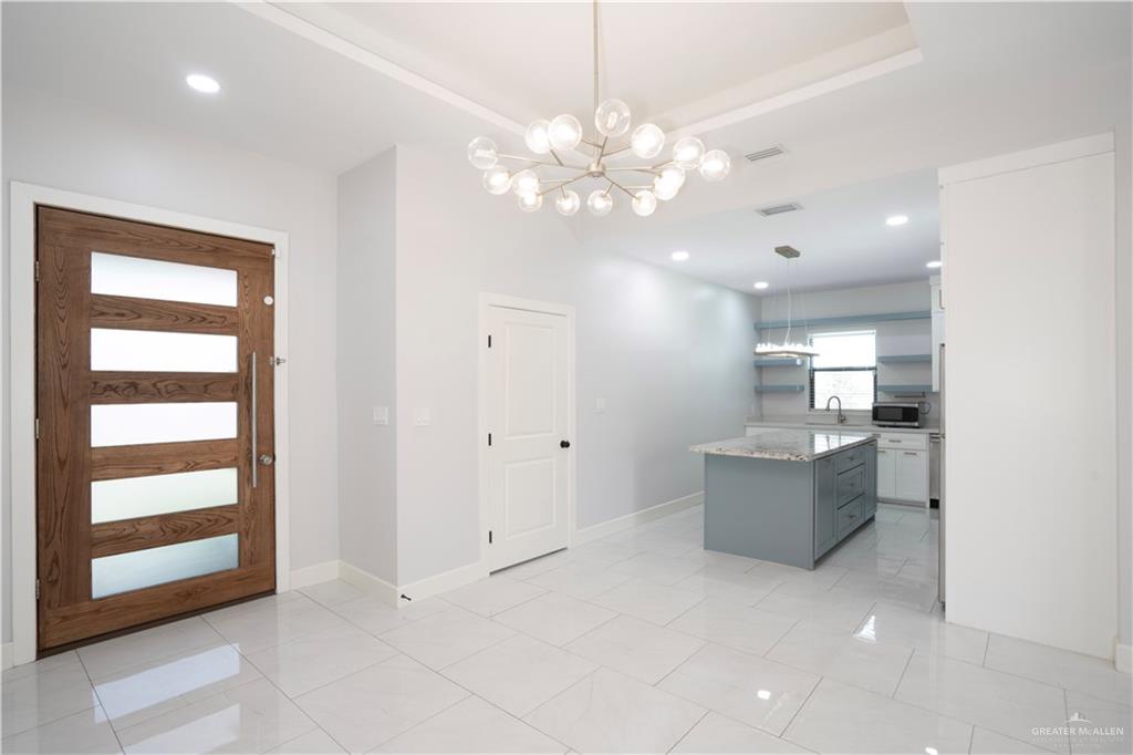 Photo 6 of 2831 Garman Street