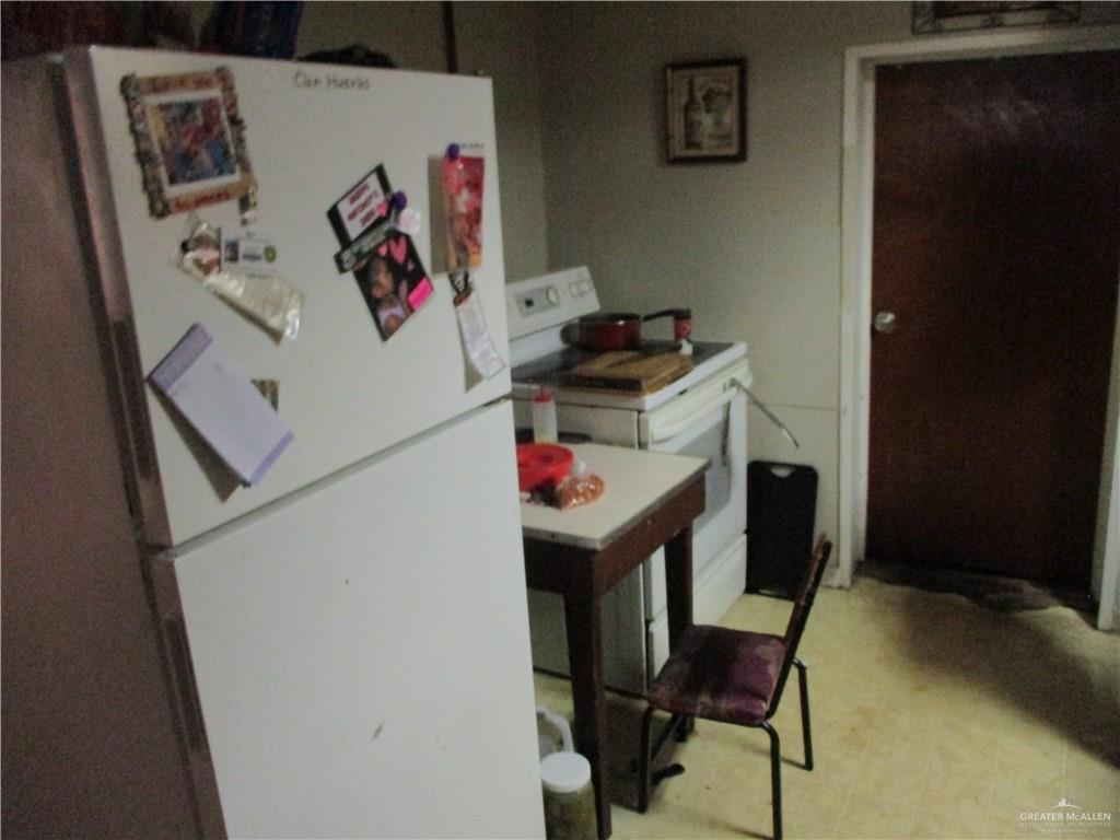 Photo 4 of 207 Avasolo Street