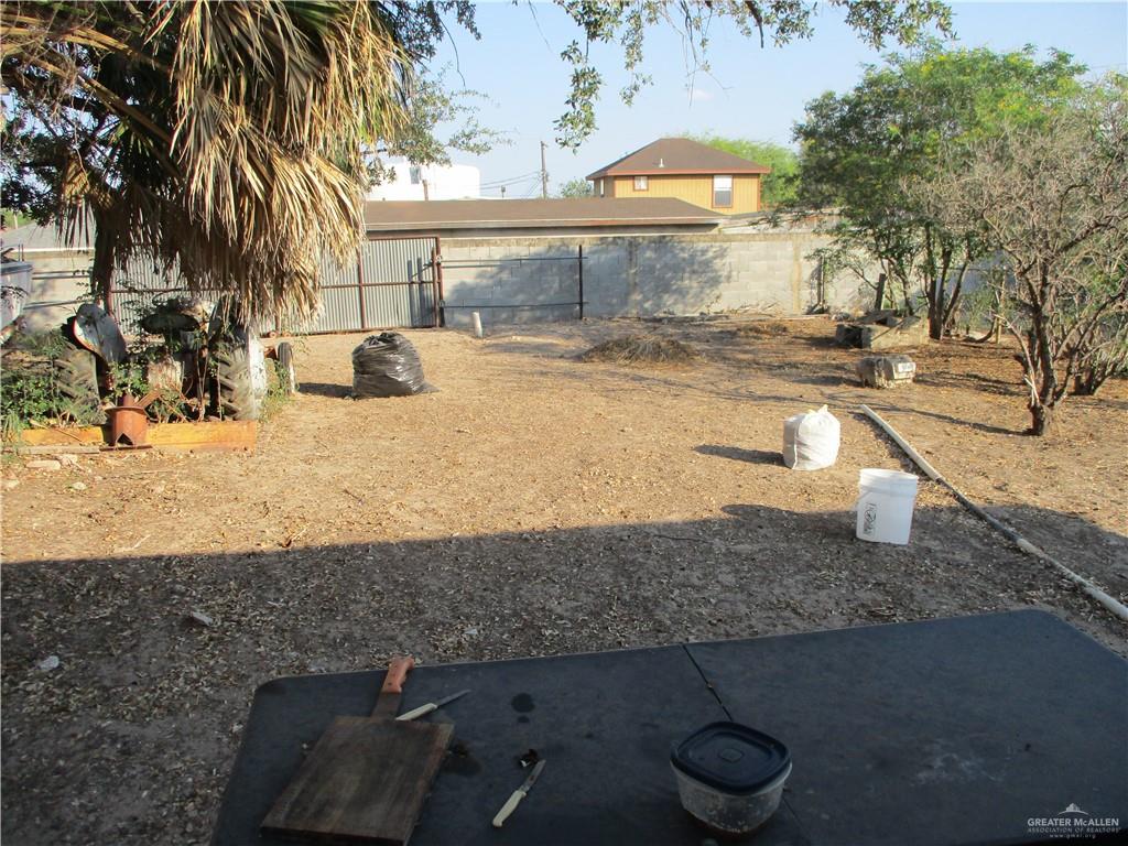 Photo 8 of 207 Avasolo Street