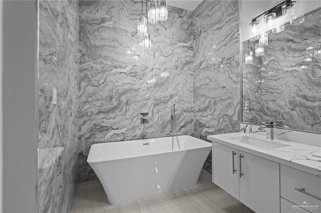 Photo 12 of 3003 Silver Oak Avenue