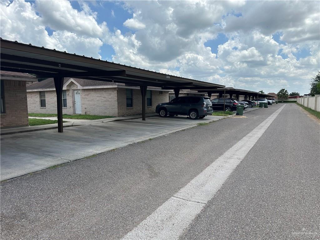 Photo 3 of 1001 Cedarwood Drive