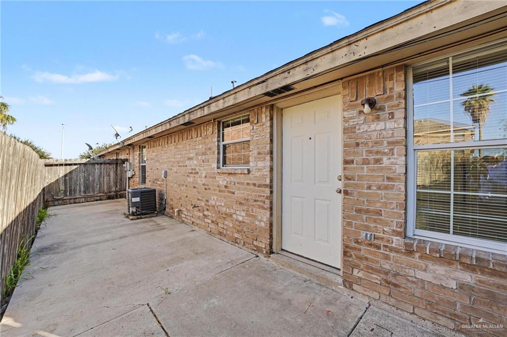 Photo 15 of 1307 Sal Street
