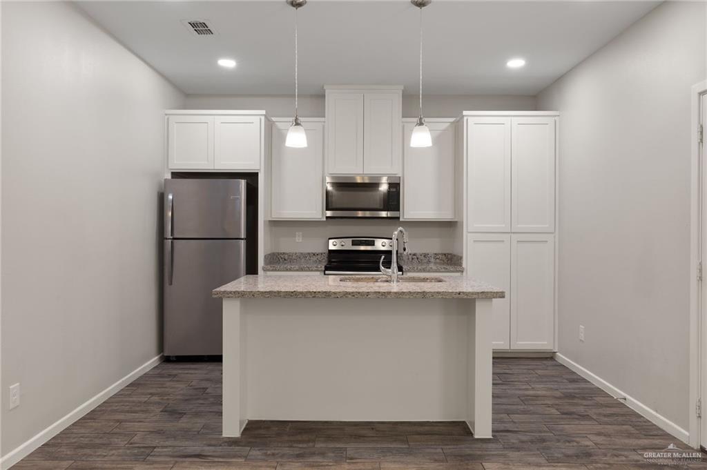 Photo 5 of 5805 Sandpiper Avenue #4