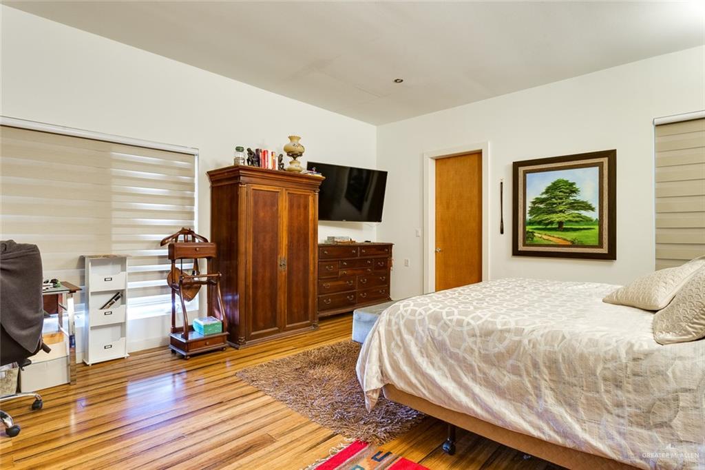 Photo 8 of 2404 43rd Street