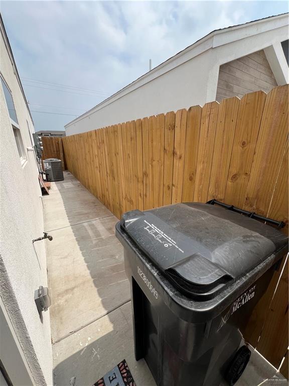 Photo 13 of 1421 Iris Avenue #3