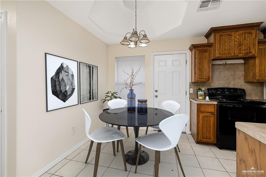 Photo 6 of 3115 Diamondhead Avenue