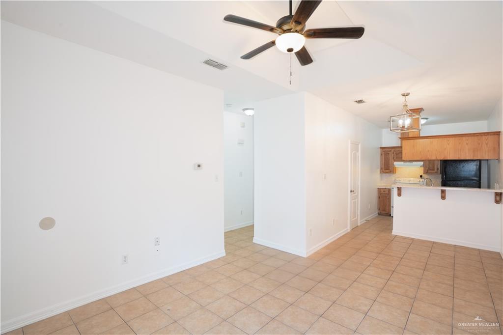 Photo 6 of 604 Buena Vista Drive
