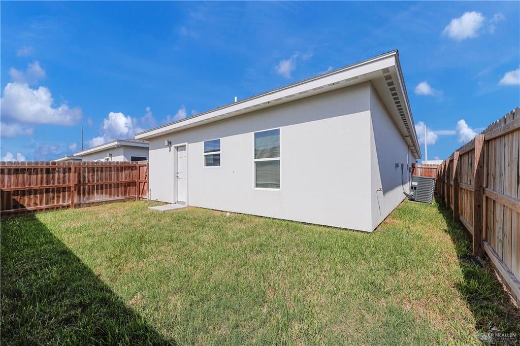 Photo 16 of 5007 Dahlia Street #3