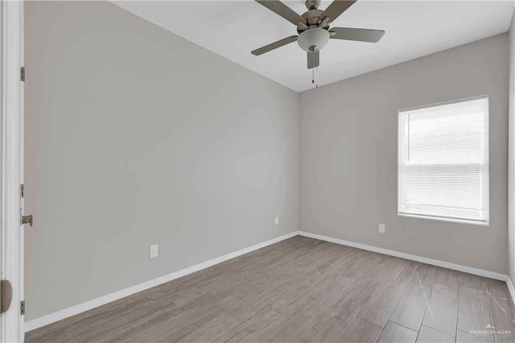 Photo 9 of 5007 Dahlia Street #3