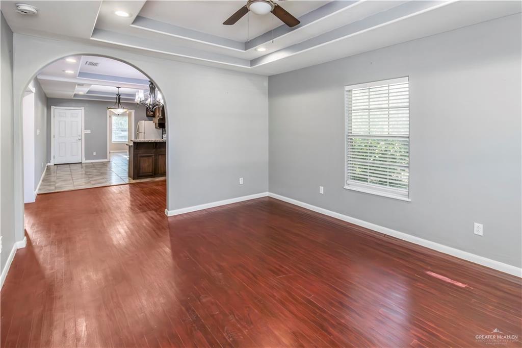 Photo 5 of 603 Mayberry Boulevard