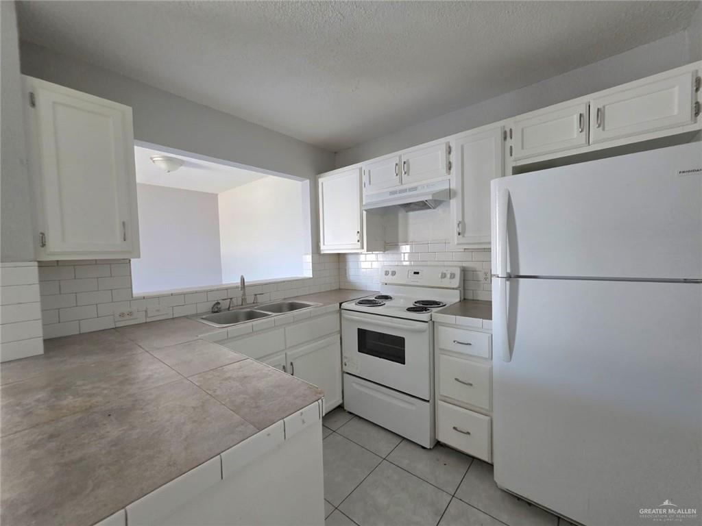 Photo 5 of 6220 11th Street #B