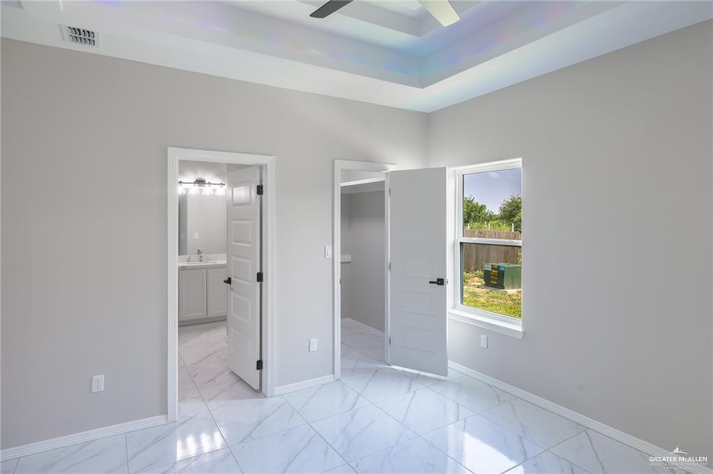 Photo 11 of 3717 Diamondhead Avenue