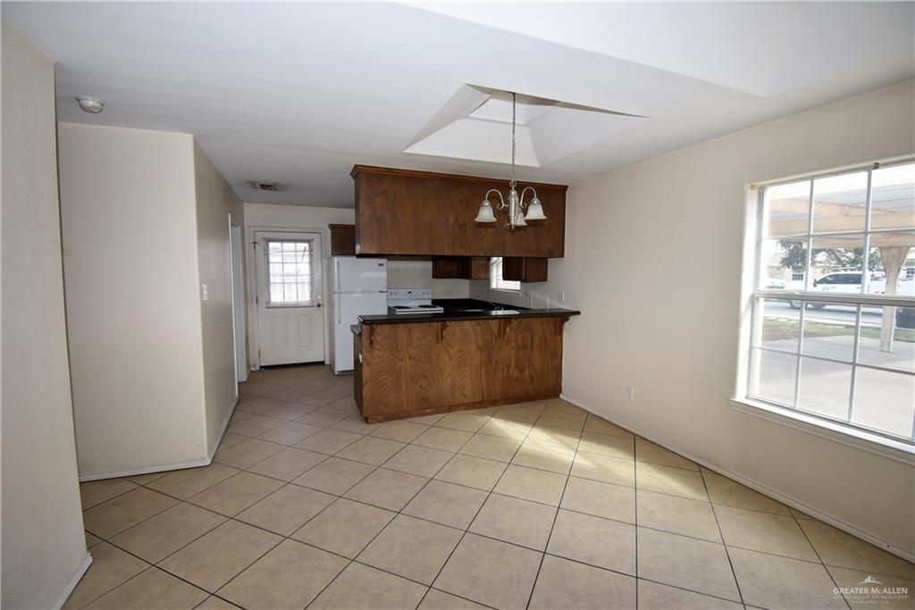 Photo 15 of 214 Albatross Avenue