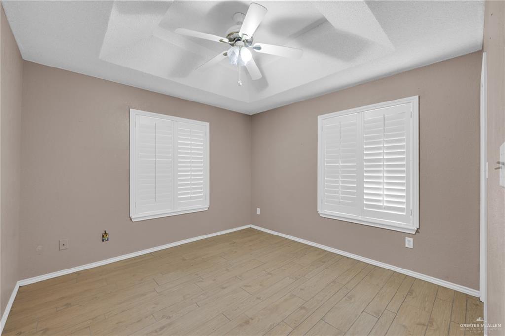 Photo 12 of 801 Meadow Wood Drive