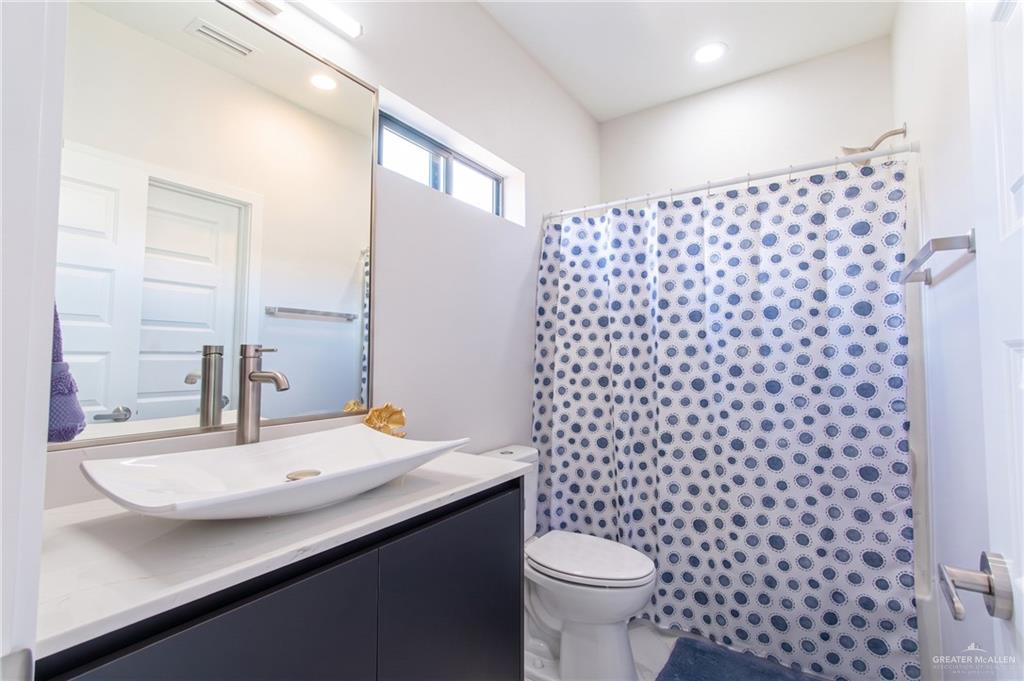Photo 13 of 4208 Heron Avenue #114