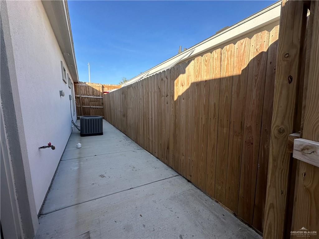 Photo 10 of 1308 Shavano Drive