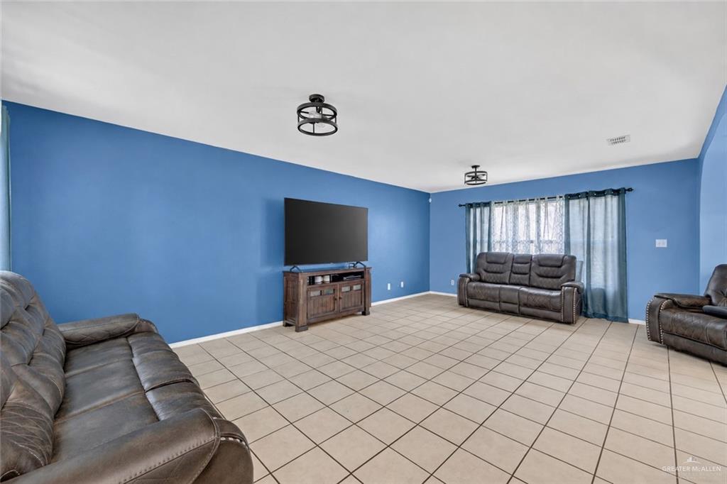 Photo 3 of 1509 Kokopelli Drive