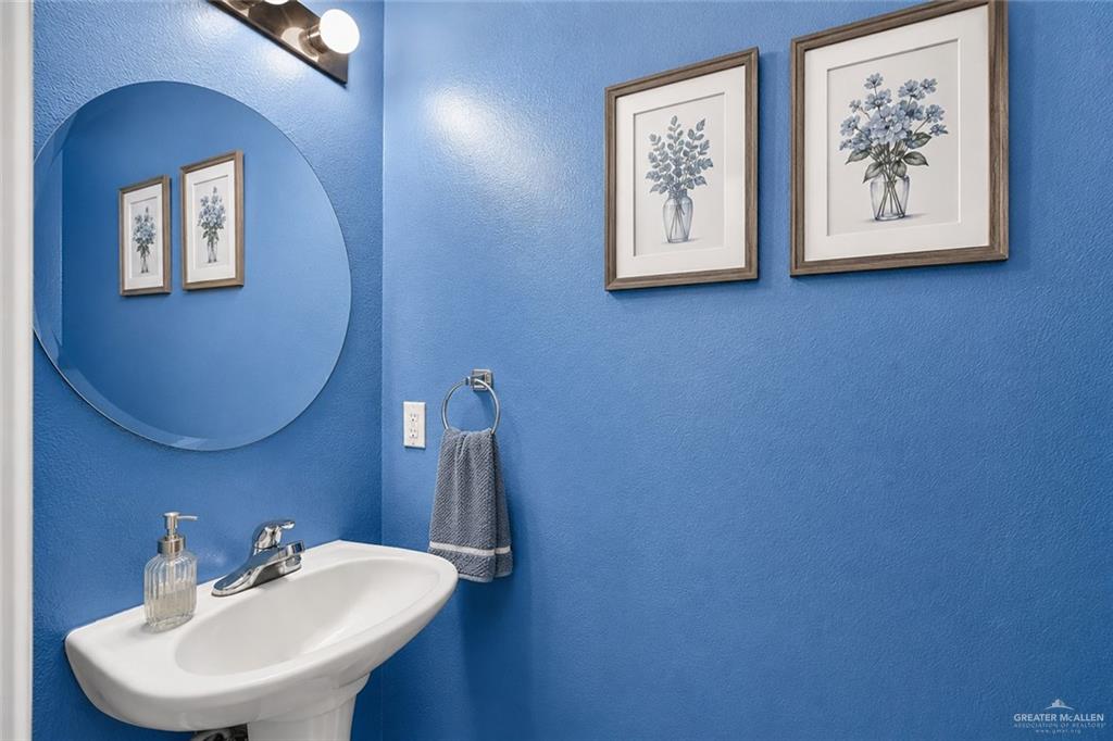 Photo 4 of 1509 Kokopelli Drive