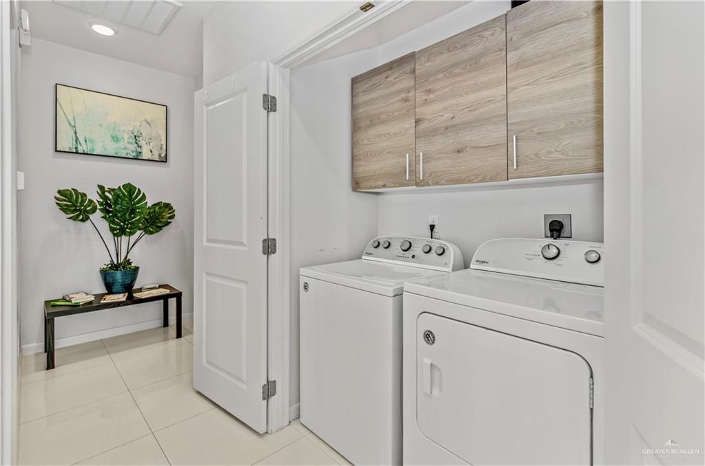 Photo 6 of 5708 Nightingale Avenue #2