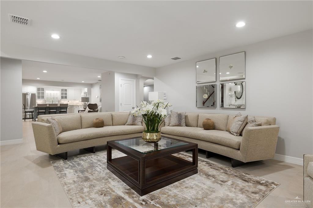 Photo 9 of 1700 Frontera Road