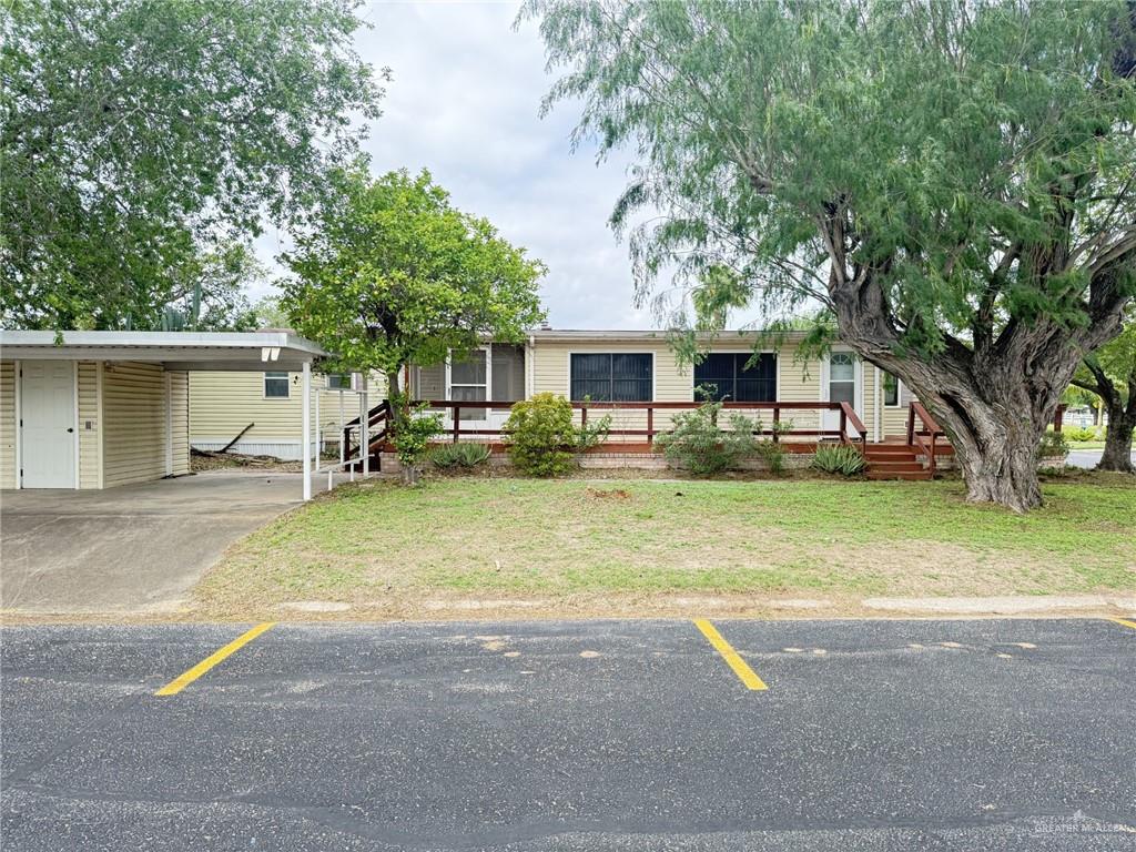 Photo 3 of 4901 Carnation Avenue