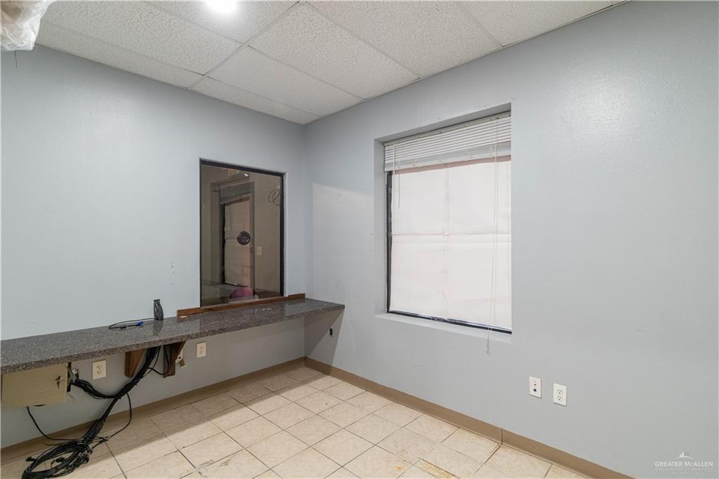 Photo 14 of 804 Veterans Boulevard