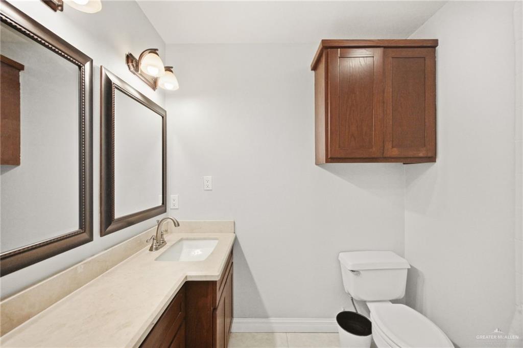 Photo 16 of 4200 Palm Grove Drive