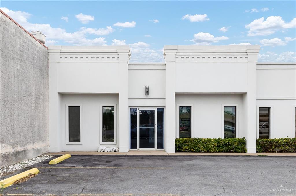 Photo 1 of 407 10th Street, McAllen