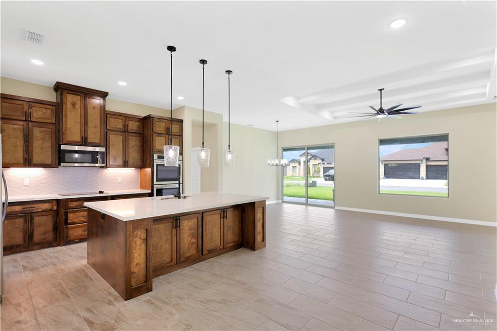 Photo 3 of 6305 Willow Wood Lane