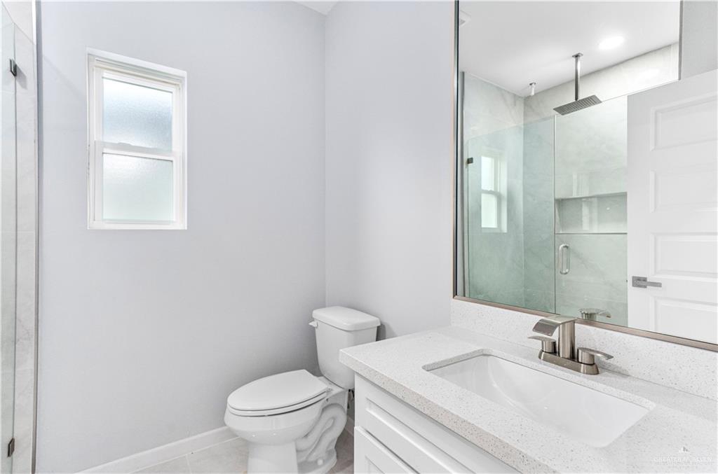 Photo 14 of 5704 Gira Del Sol Street